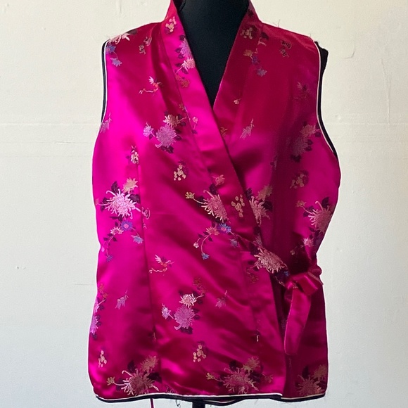 Tops - Bright Pink Embroidered wrap top